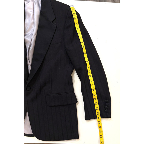 Neiman Marcus Tuxedo Blazer Mens 40 Pinstripe Satin Lapel Single Button Formal - Picture 7 of 10